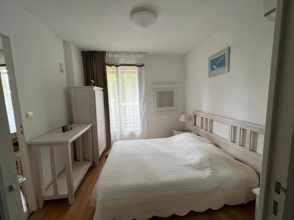 Joli T2 Proche Plage Dans Residence La Londe-les-Maures Exterior photo